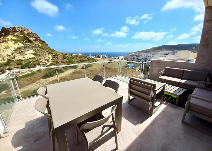 Yellow Hill Penthouse